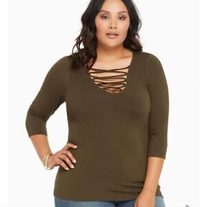 TORRID Deep V-Neck Lace Up Top 3/4 Sleeve size 3